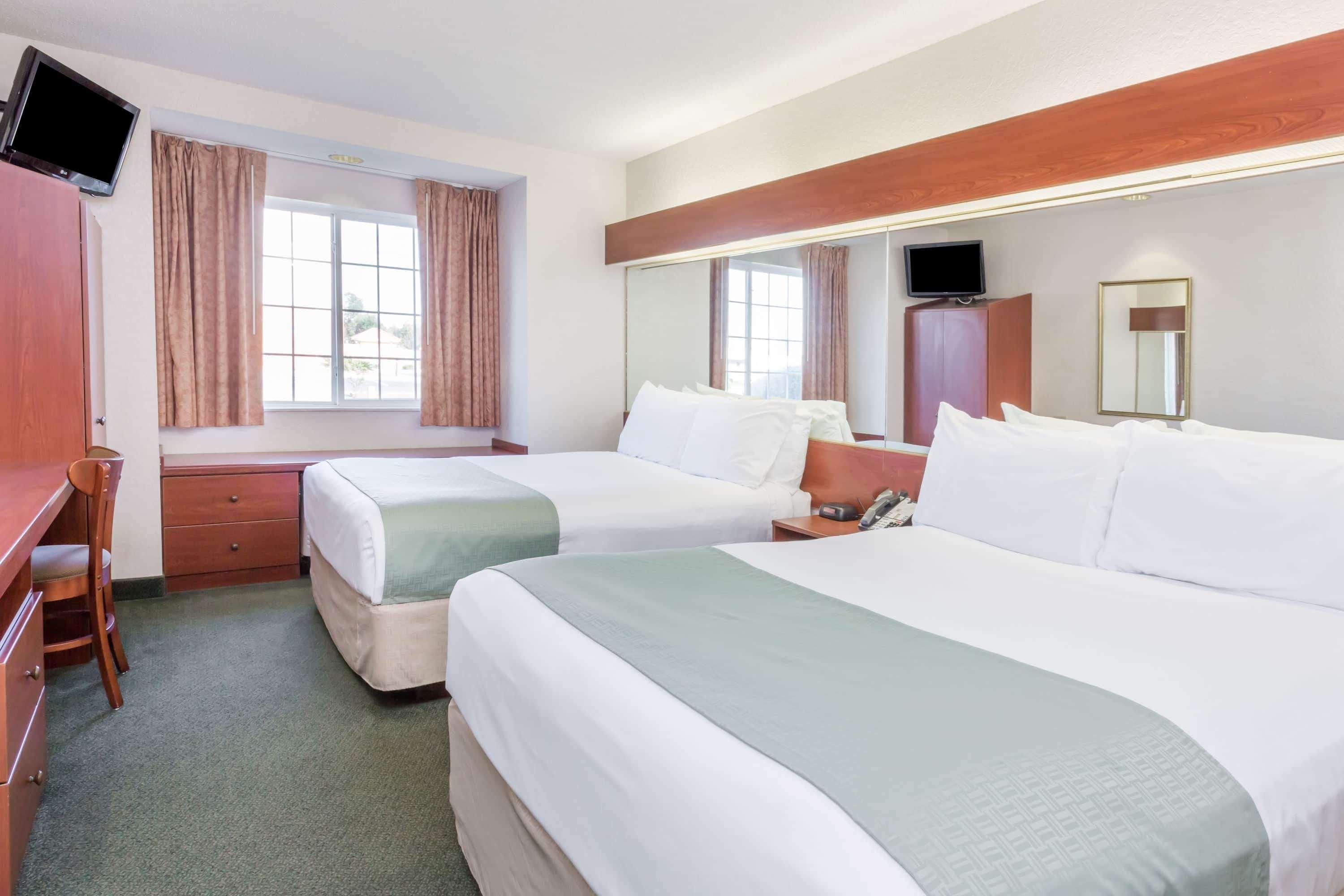 Microtel Inn & Suites Marianna Exterior foto